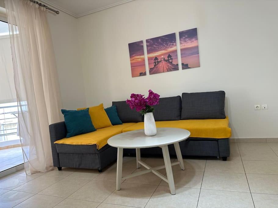 Riviera Beach, Seaside Spacious Apt. อานาวีซอส ภายนอก รูปภาพ